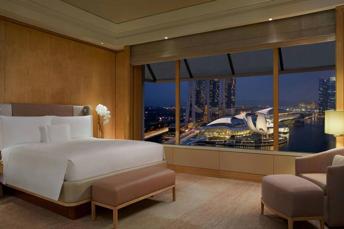 The Ritz-Carlton, Millenia Singapore
