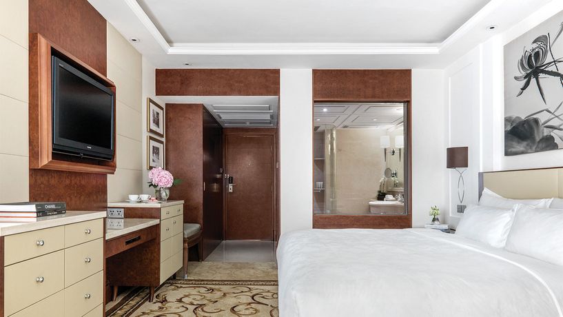 The Langham Hong Kong - 44