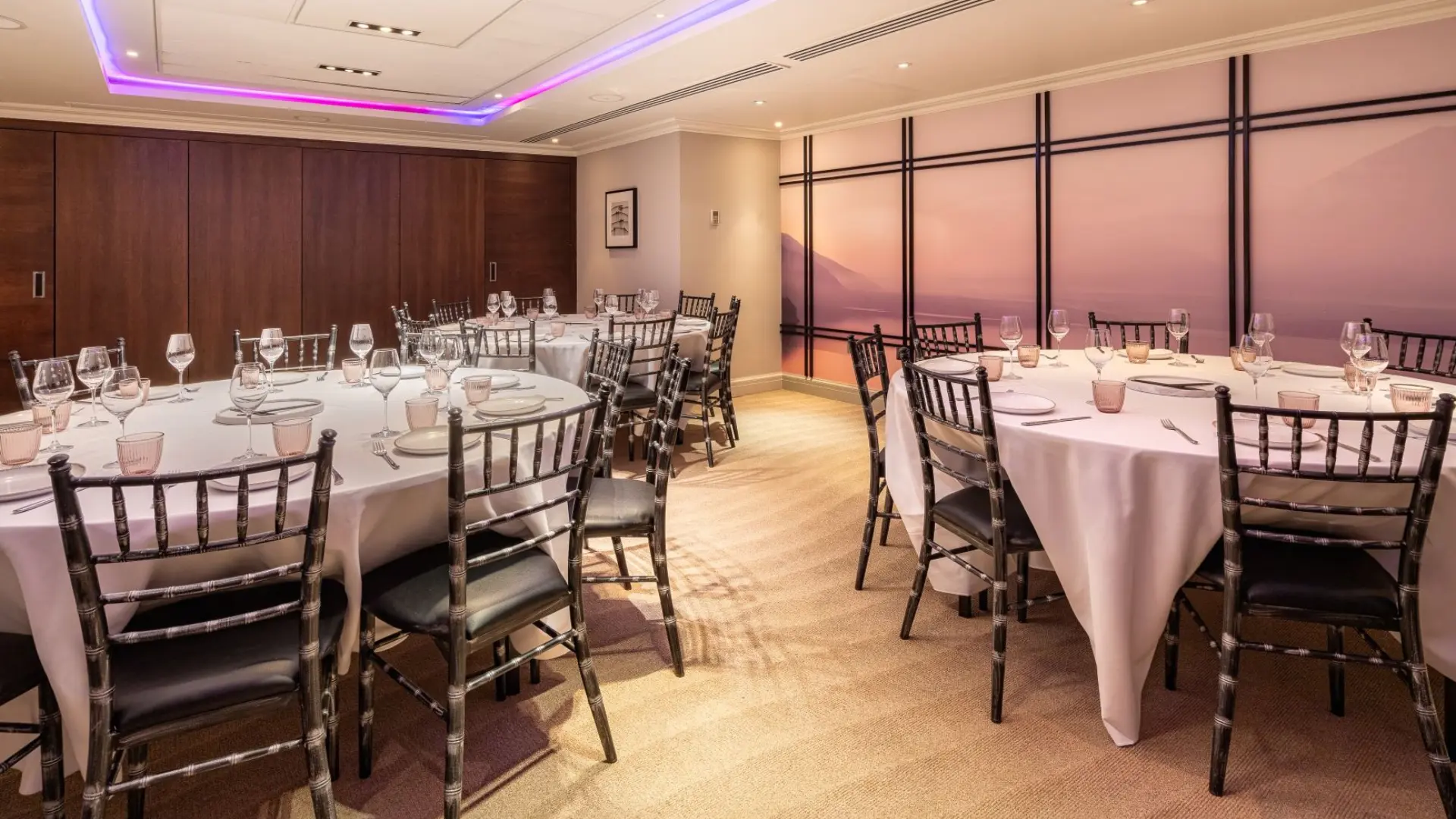 Hotel review Restaurants & Bars' - Prince Akatoki London - 10