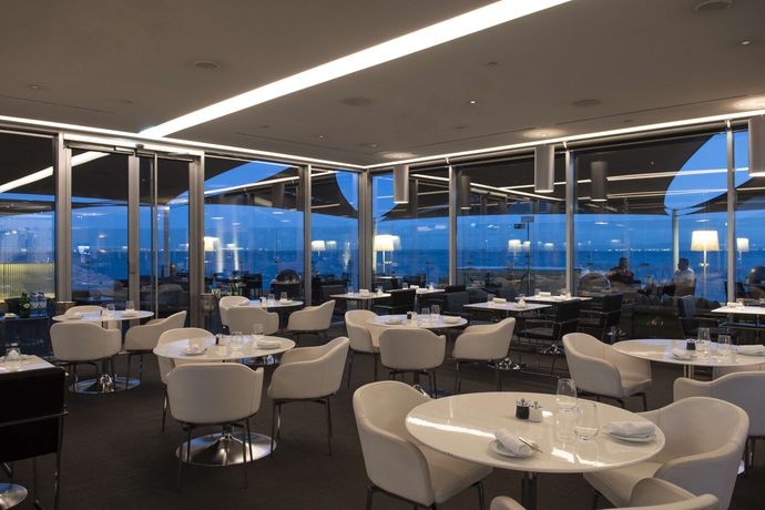 MYRIAD by SANA Hotels - 16