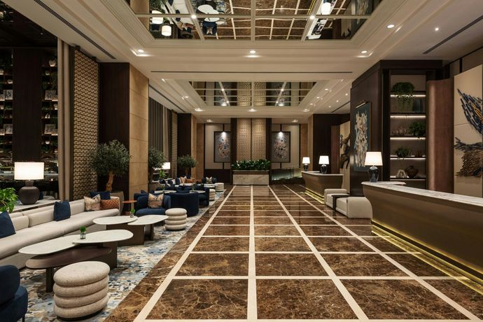 Grosvenor House Hotel and Apartments - 11