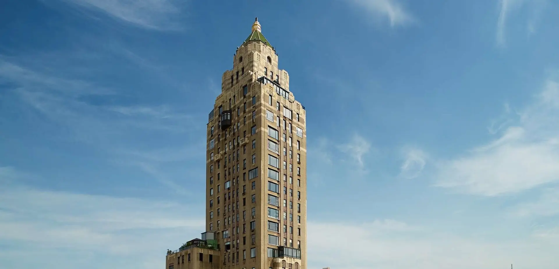 Hotel review Location' - The Carlyle, A Rosewood Hotel - 2