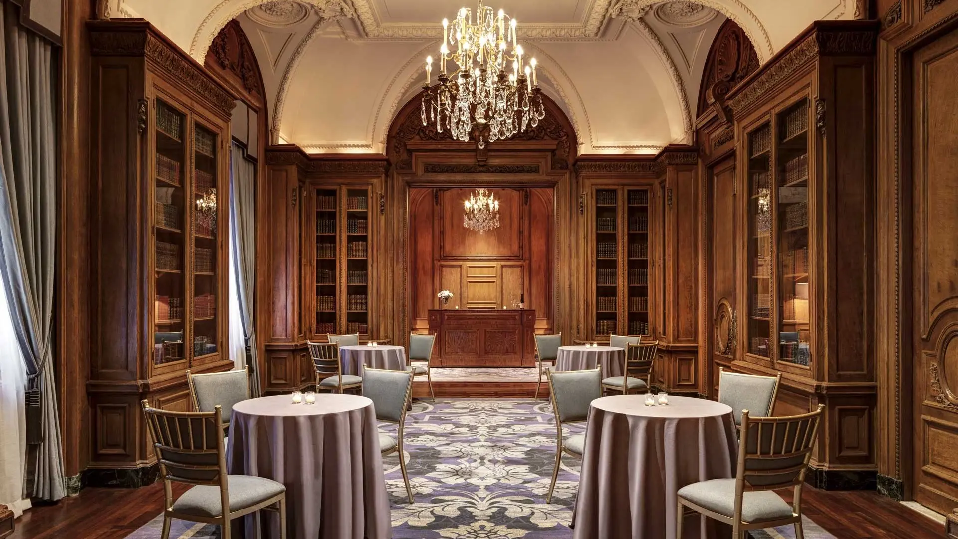 Hotel review Service & Facilities' - The St. Regis New York - 3