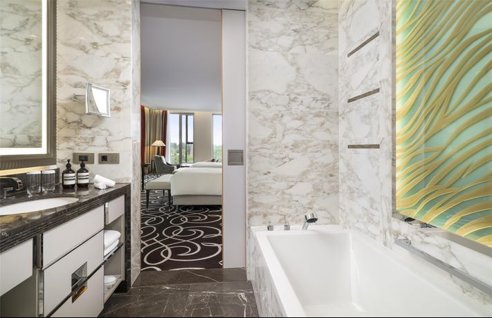 Verified hotel review - Waldorf Astoria Berlin - 37