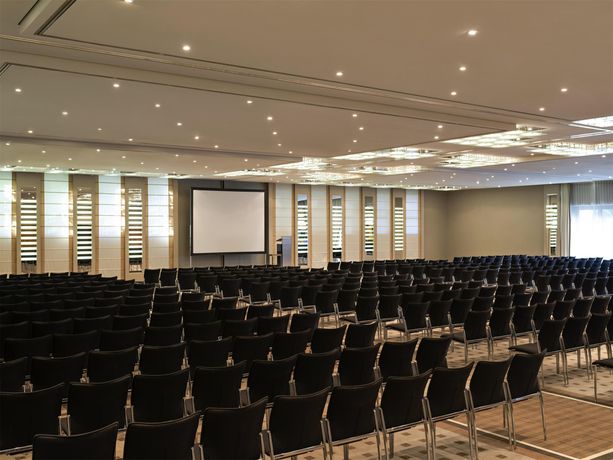 Pullman Berlin Schweizerhof