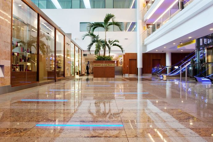 Sofitel London Heathrow - 8