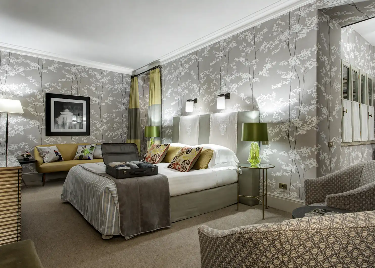 Rocco Forte Hotel De Russie - Direct versus Booking.com - 3