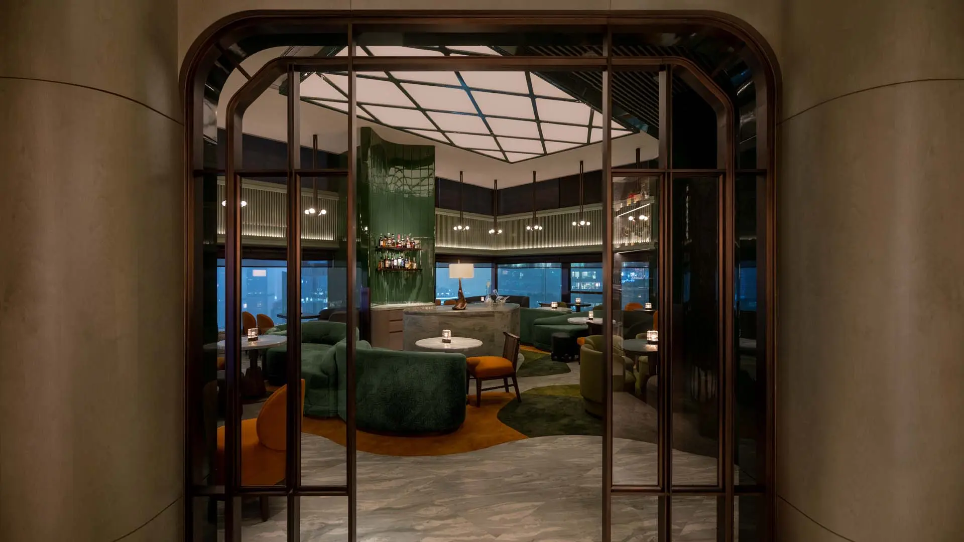 Hotel review Restaurants & Bars' - The Upper House - 1