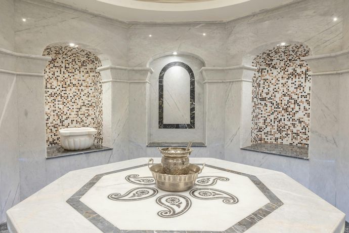 Four Seasons Hotel Baku - 32