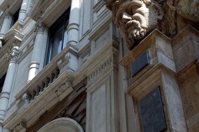 Verified hotel review - Sina The Gray - 30