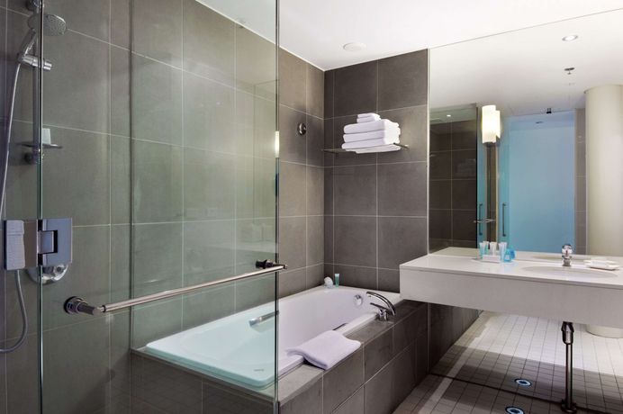 Verified hotel review - Hilton Auckland - 57