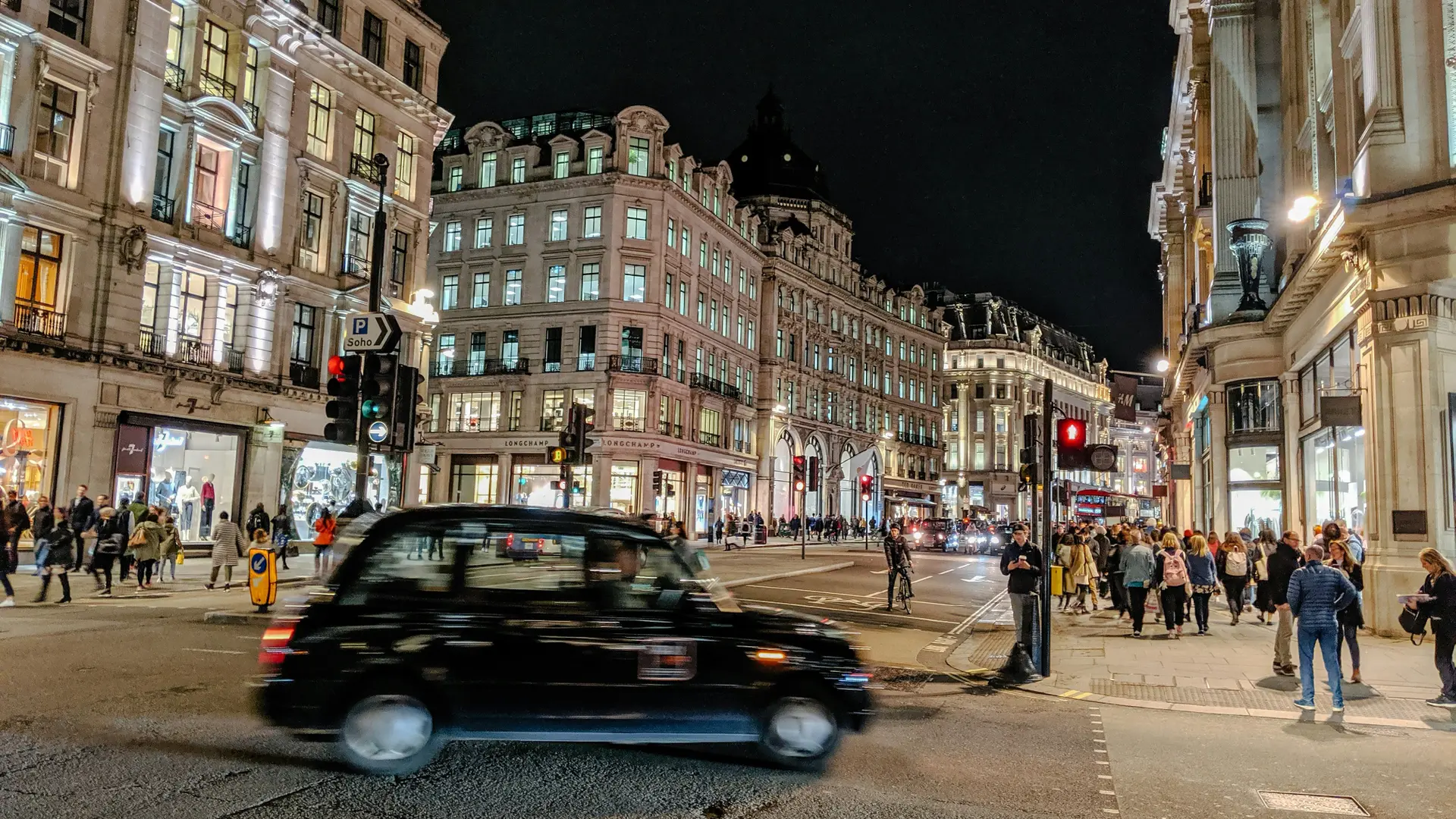 Hotel review Location' - Raffles London at The OWO - 7