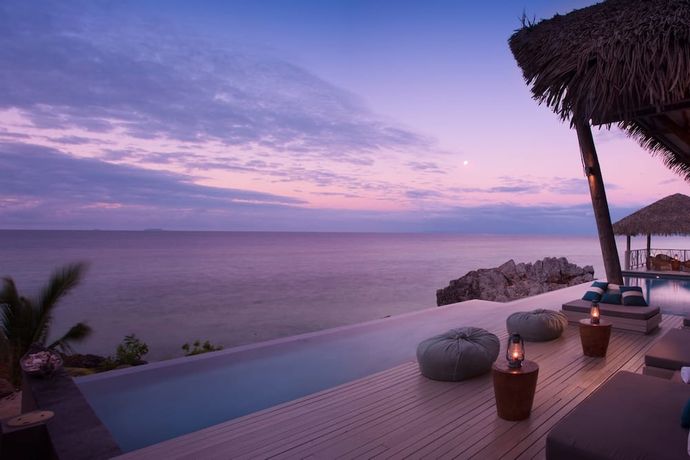 Tadrai Island Resort - 9