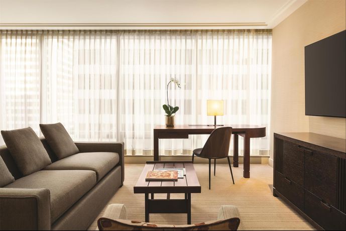 Verified hotel review - Shangri-La Vancouver - 32