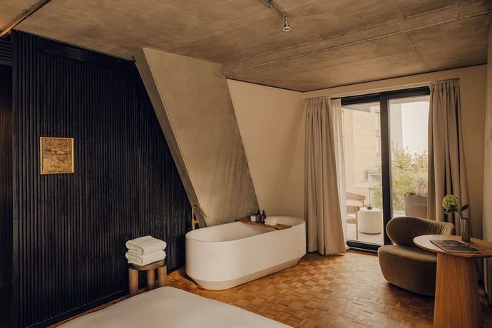 Verified hotel review - Nobu Hotel London Shoreditch - 7