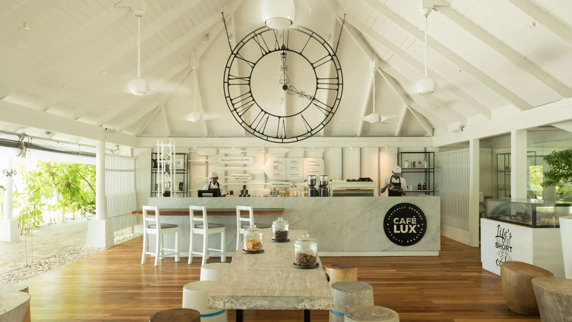 Hotel review Restaurants & Bars' - LUX* South Ari Atoll - 5