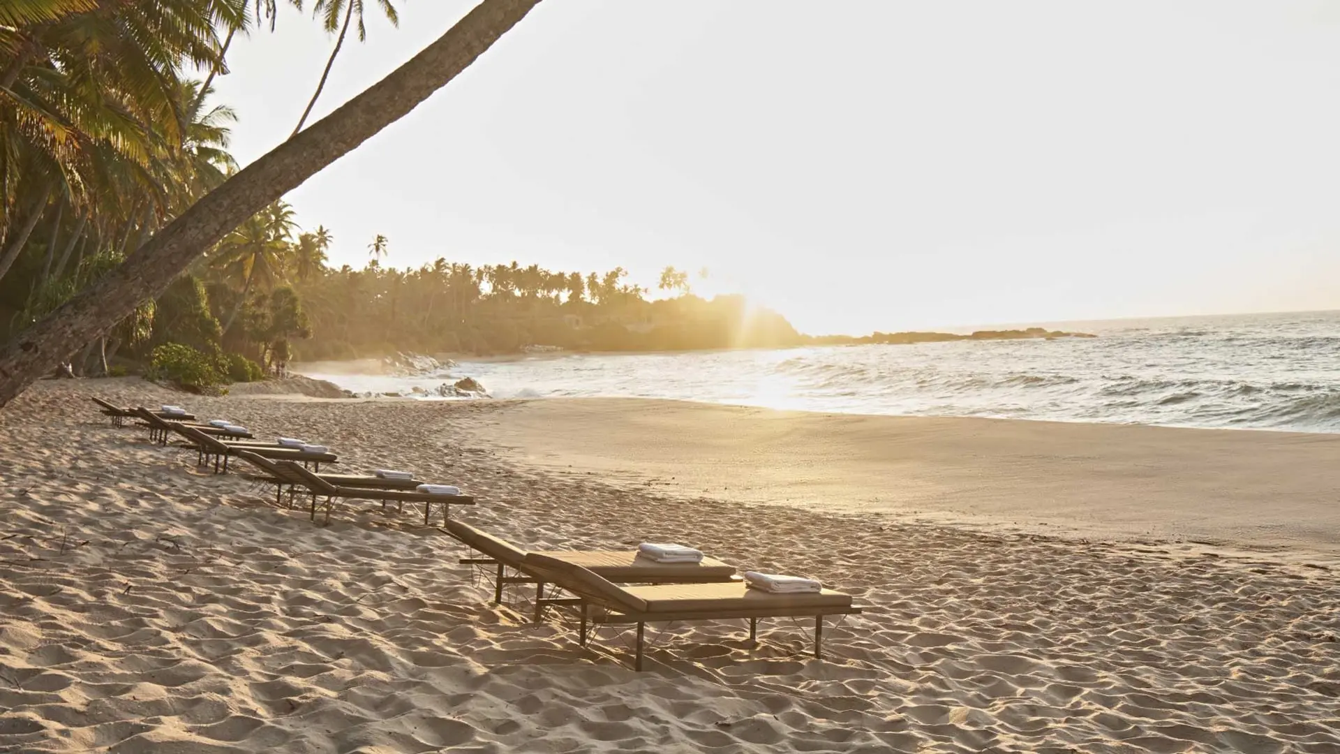 Hotel review What We Love' - Amanwella - 0