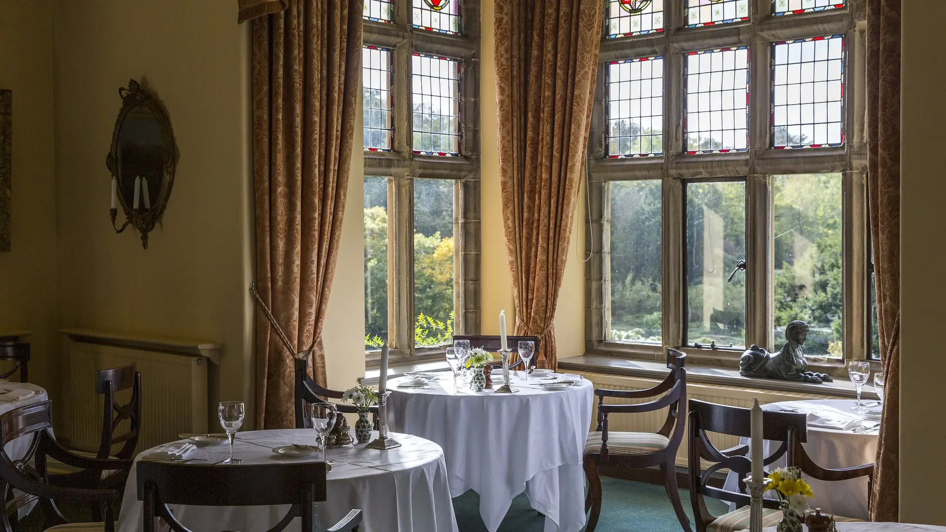 Hotel review Restaurants & Bars' - Bodysgallen Hall & Spa - 5