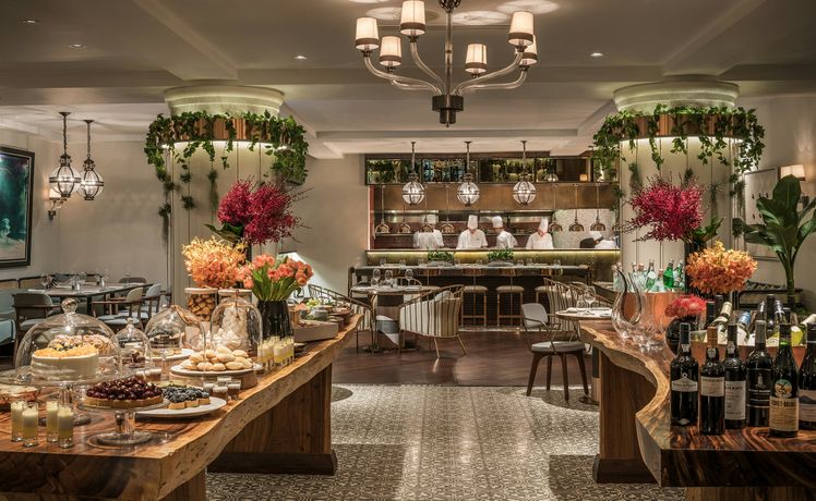 Verified hotel review - Four Seasons Hotel Singapore - 14