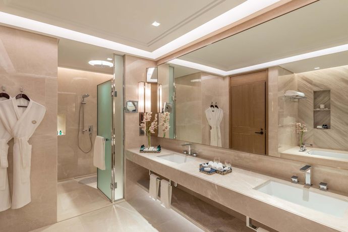 Taj Exotica Resort & Spa, The Palm, Dubai