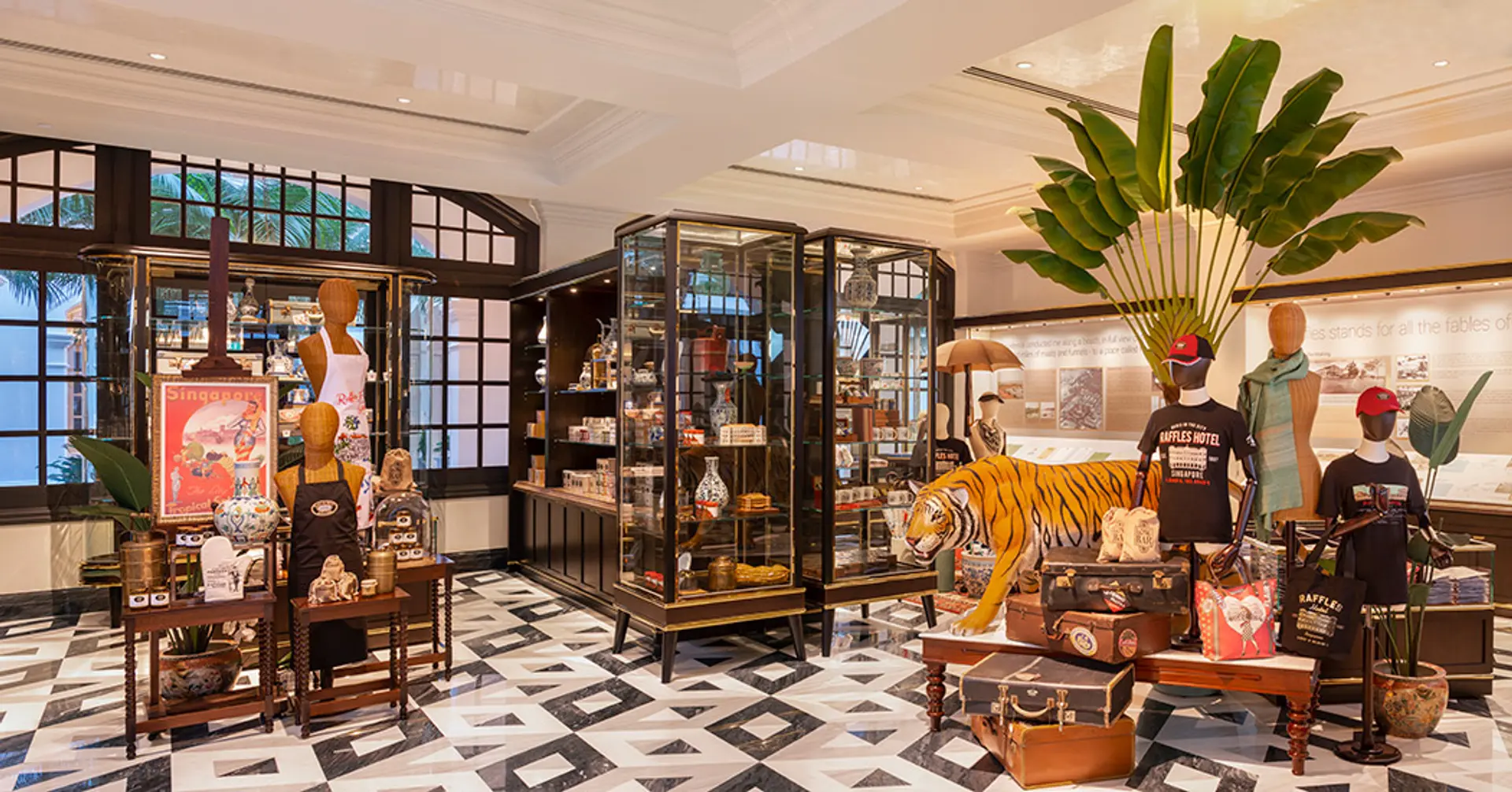 Hotel review Service & Facilities' - Raffles Singapore - 2