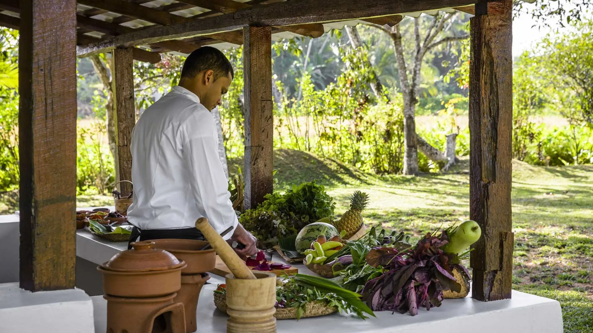 Hotel review Restaurants & Bars' - Amangalla - 1