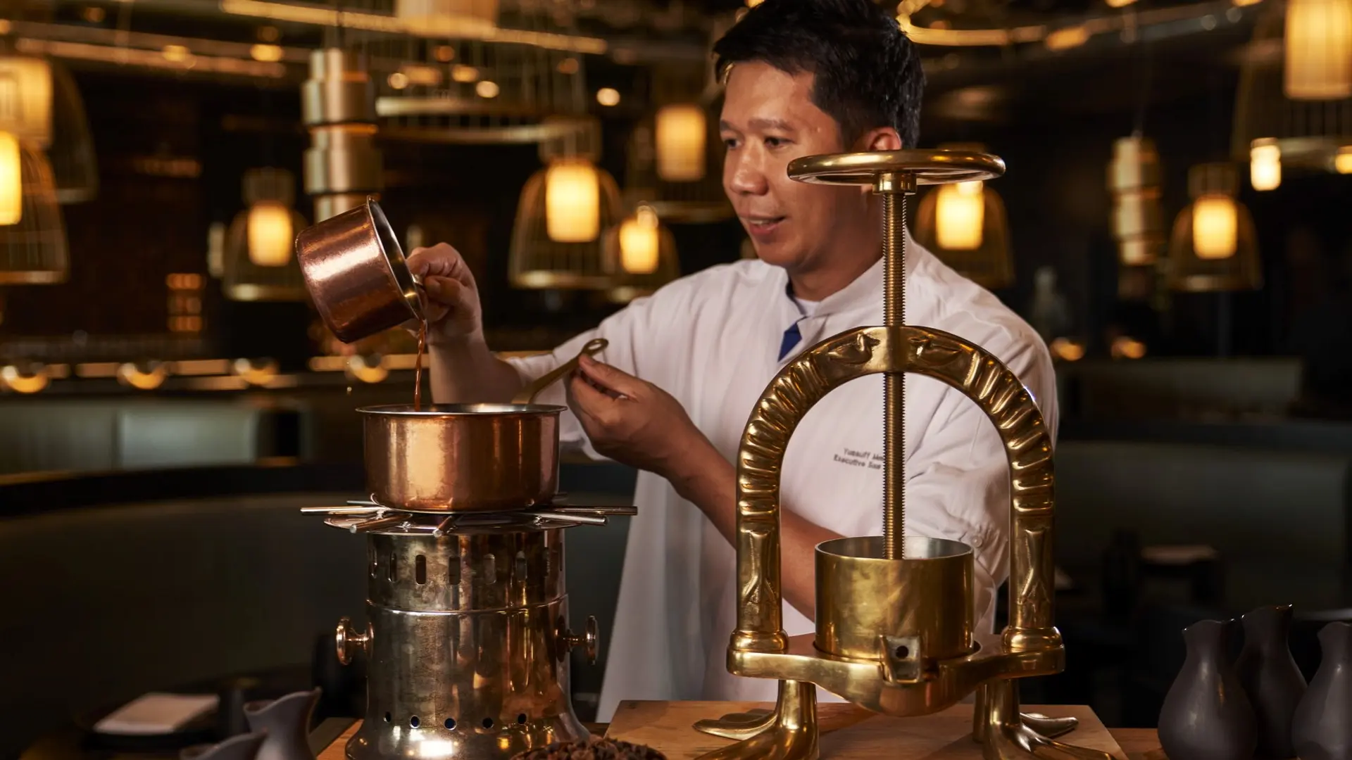 Hotel review Restaurants & Bars' - LUX* Grand Baie Resort & Residences - 1