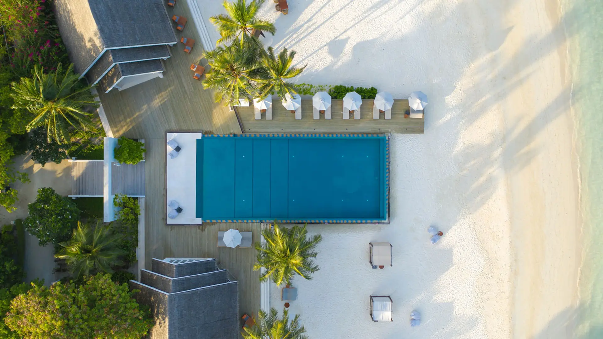 Hotel review Service & Facilities' - LUX* South Ari Atoll - 5