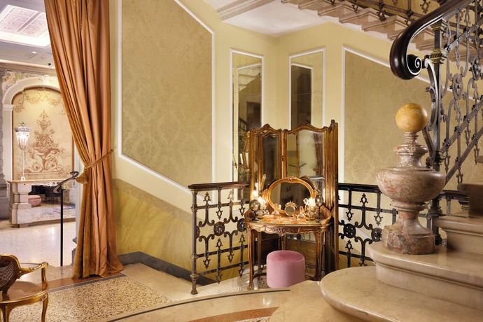 Verified hotel review - Chateau Monfort - 24