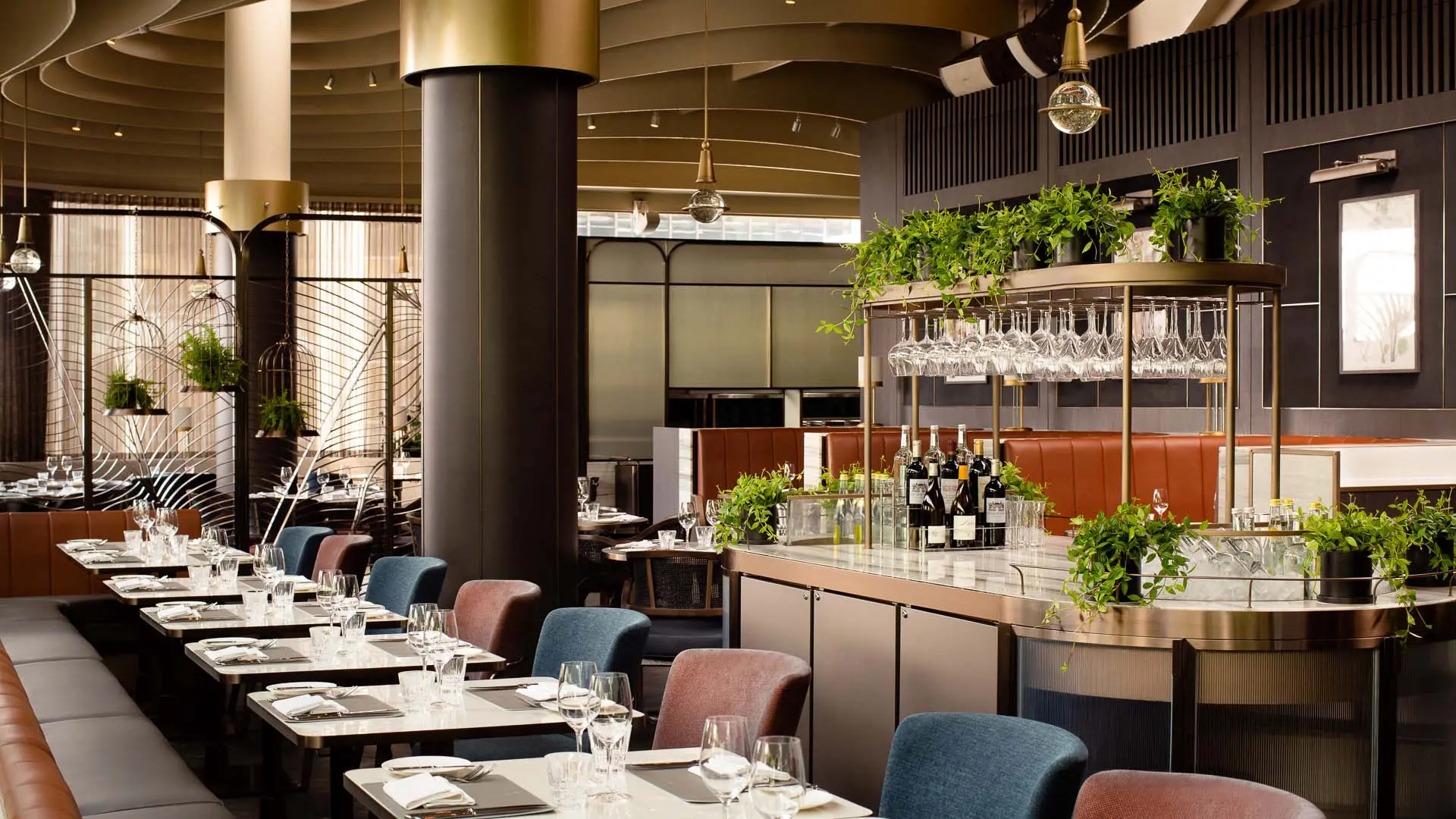 Hotel review Restaurants & Bars' - The Upper House - 6