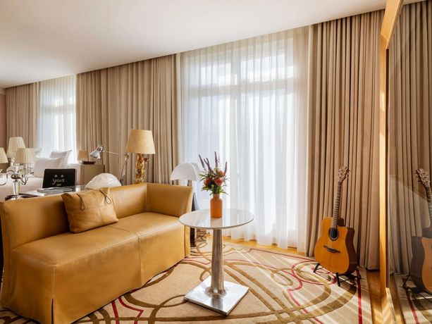 Verified hotel review - Hôtel Le Royal Monceau Raffles Paris - 31