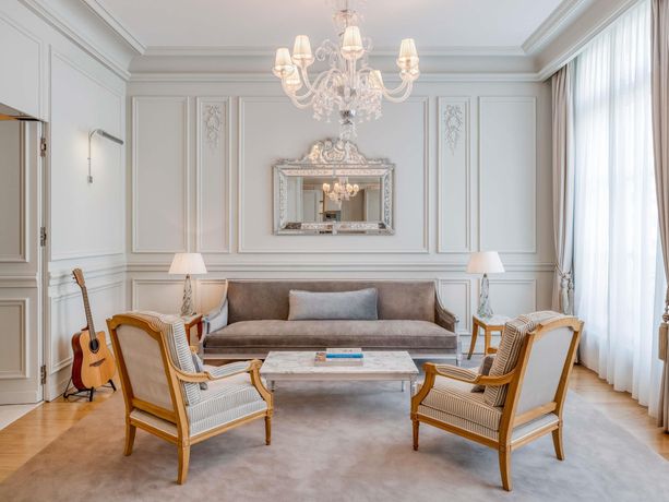 Verified hotel review - Hôtel Le Royal Monceau Raffles Paris - 12