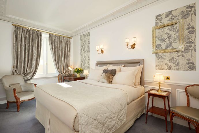 Verified hotel review - Hotel Regina Louvre - 42