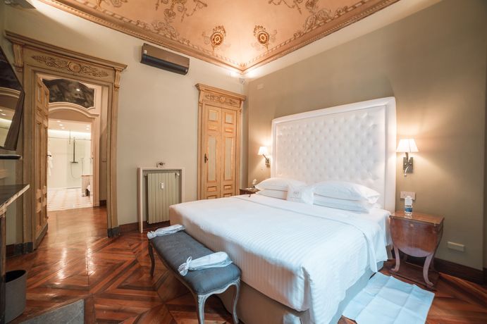 Royal Palace Hotel - 14