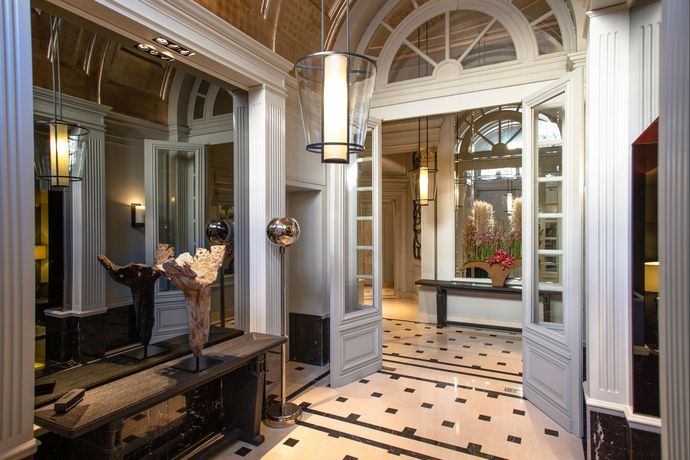 Verified hotel review - La Reserve Paris Hotel & Spa - 12