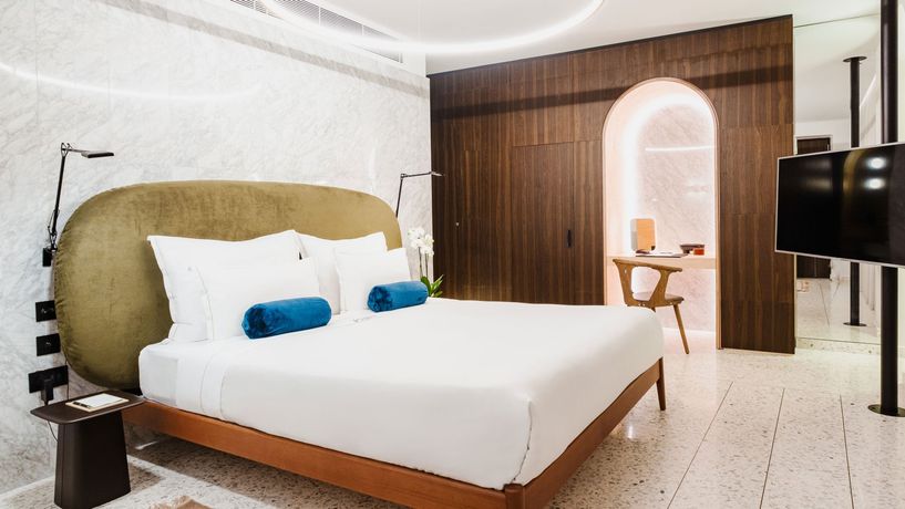 Verified hotel review - Rosselli - 36