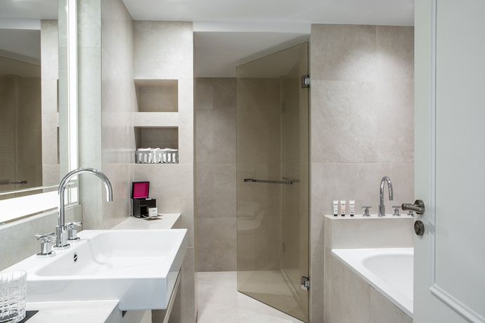 Verified hotel review - Fauchon L'Hotel Paris - 35