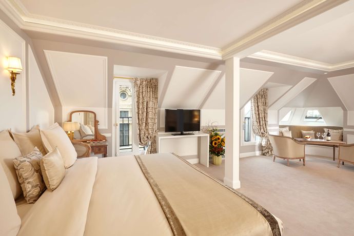 Verified hotel review - Hotel Regina Louvre - 9