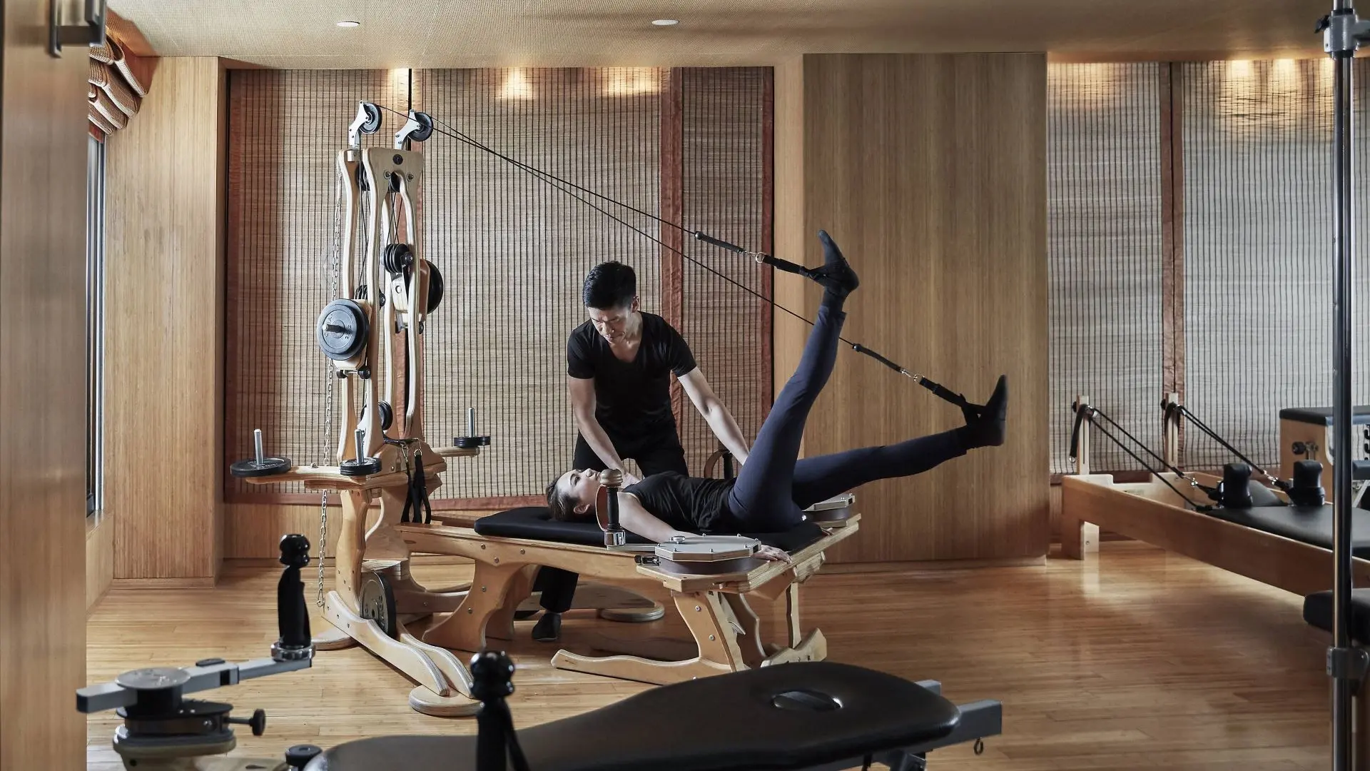 Hotel review Service & Facilities' - The Landmark Mandarin Oriental Hong Kong - 2