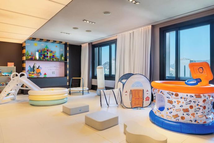 Verified hotel review - THE PLAZA Seoul, Autograph Collection - 17