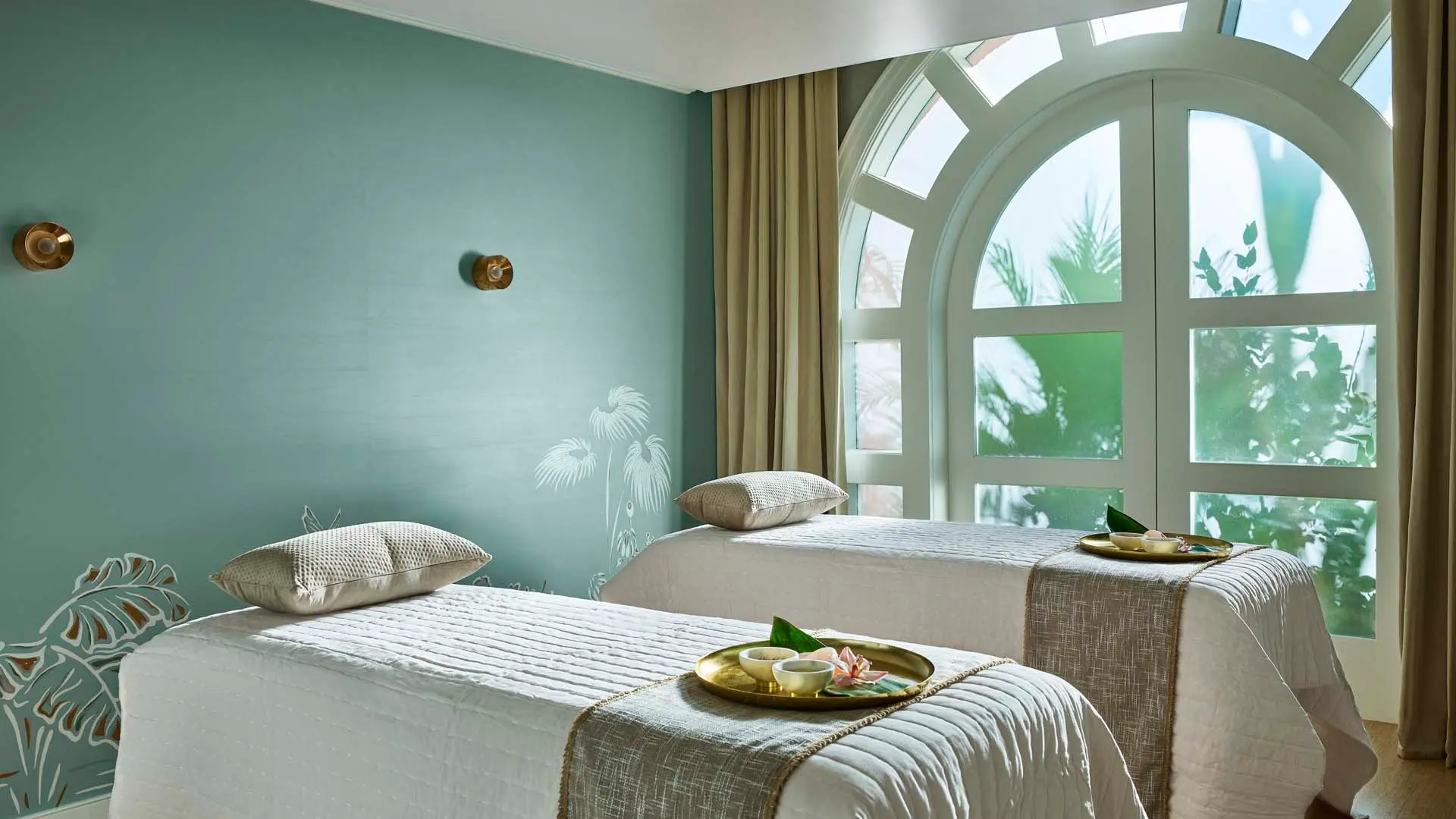 Review of The Beverly Hills Hotel - 6