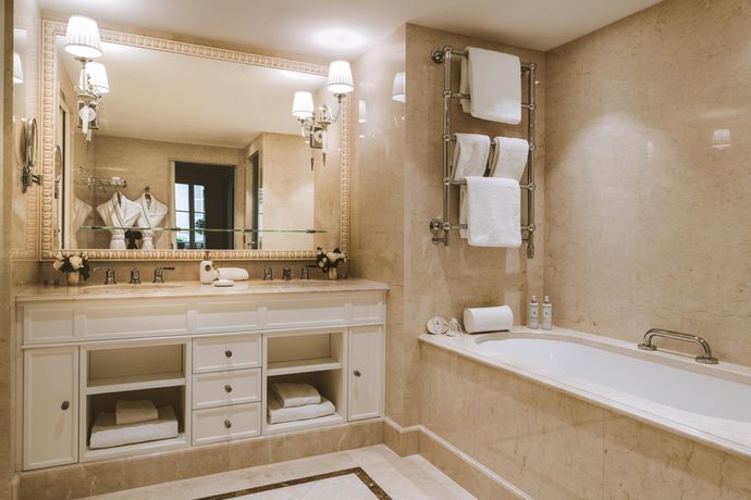 Verified hotel review - Splendide Royal Paris - 7