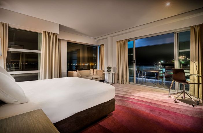 Verified hotel review - Hilton Auckland - 17