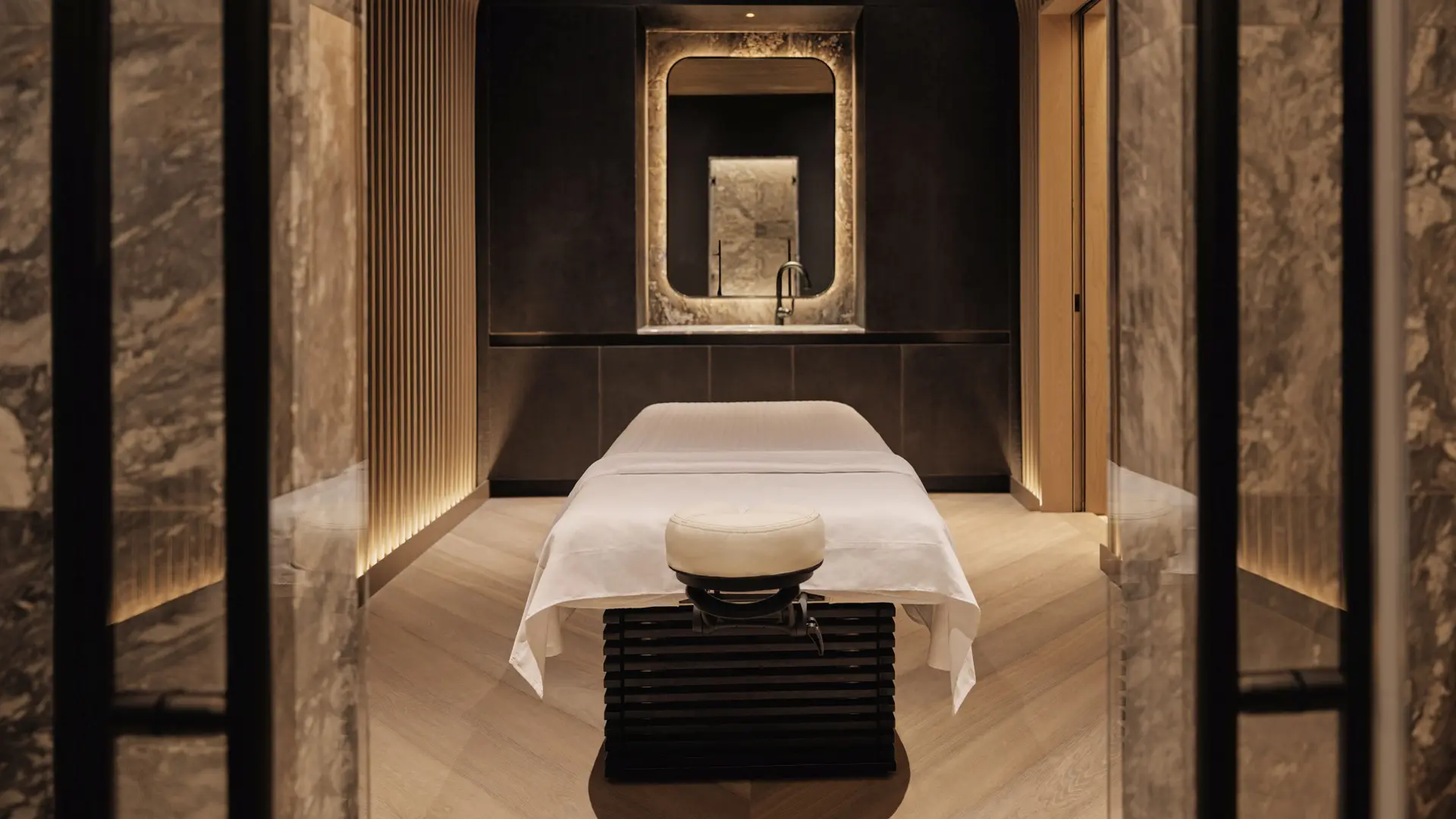 Hotel review Service & Facilities' - The Carlyle, A Rosewood Hotel - 1