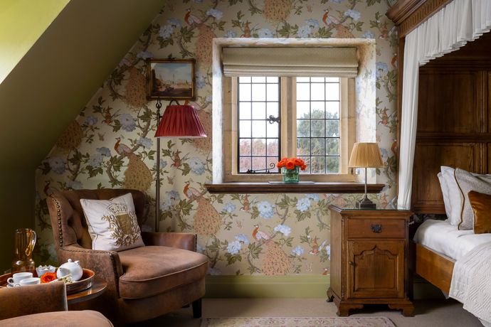 Abbots Grange Manor House - 46