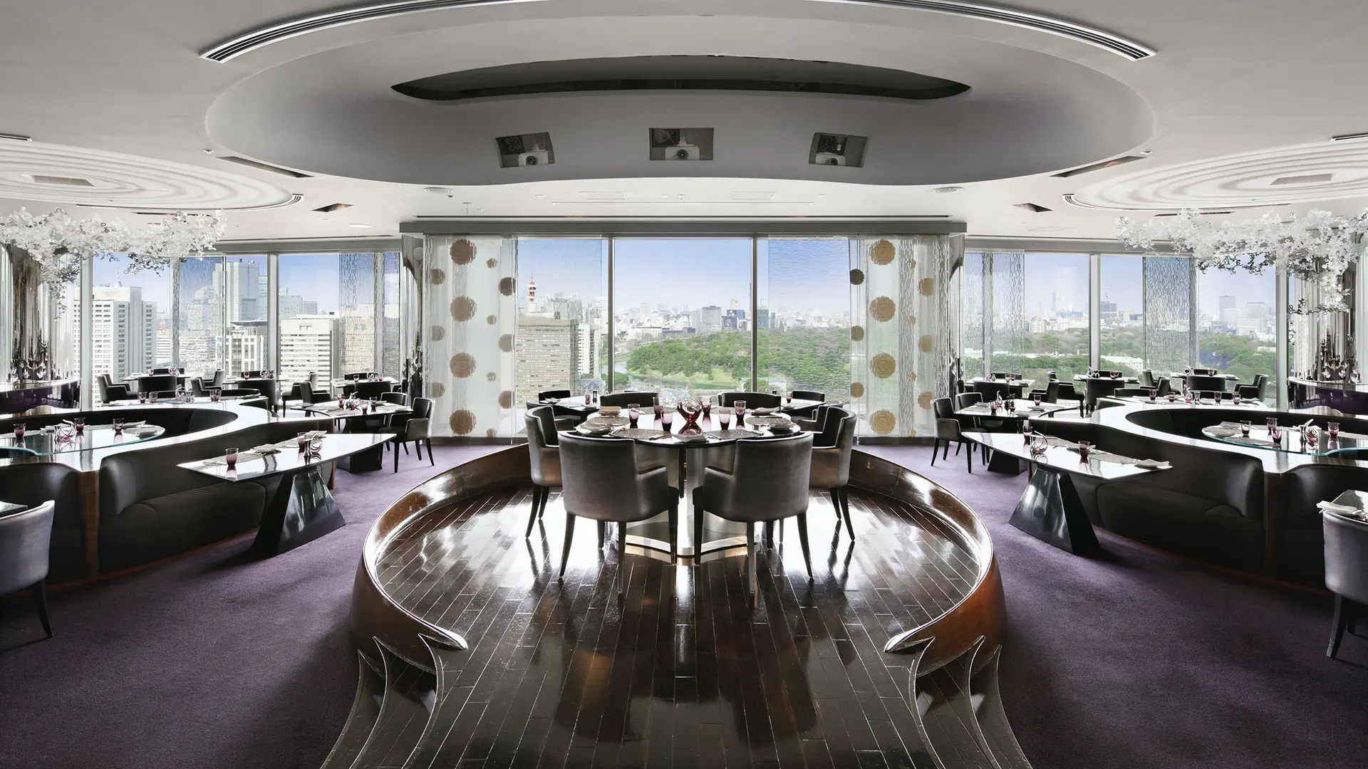 Hotel review Restaurants & Bars' - The Peninsula Tokyo - 1