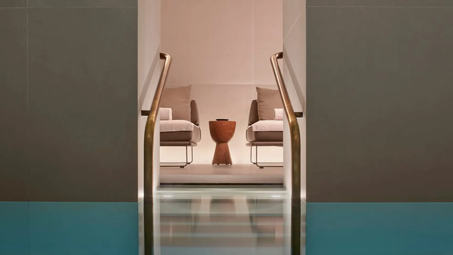 Hotel review Service & Facilities' - Four Seasons Hotel Milano - 2