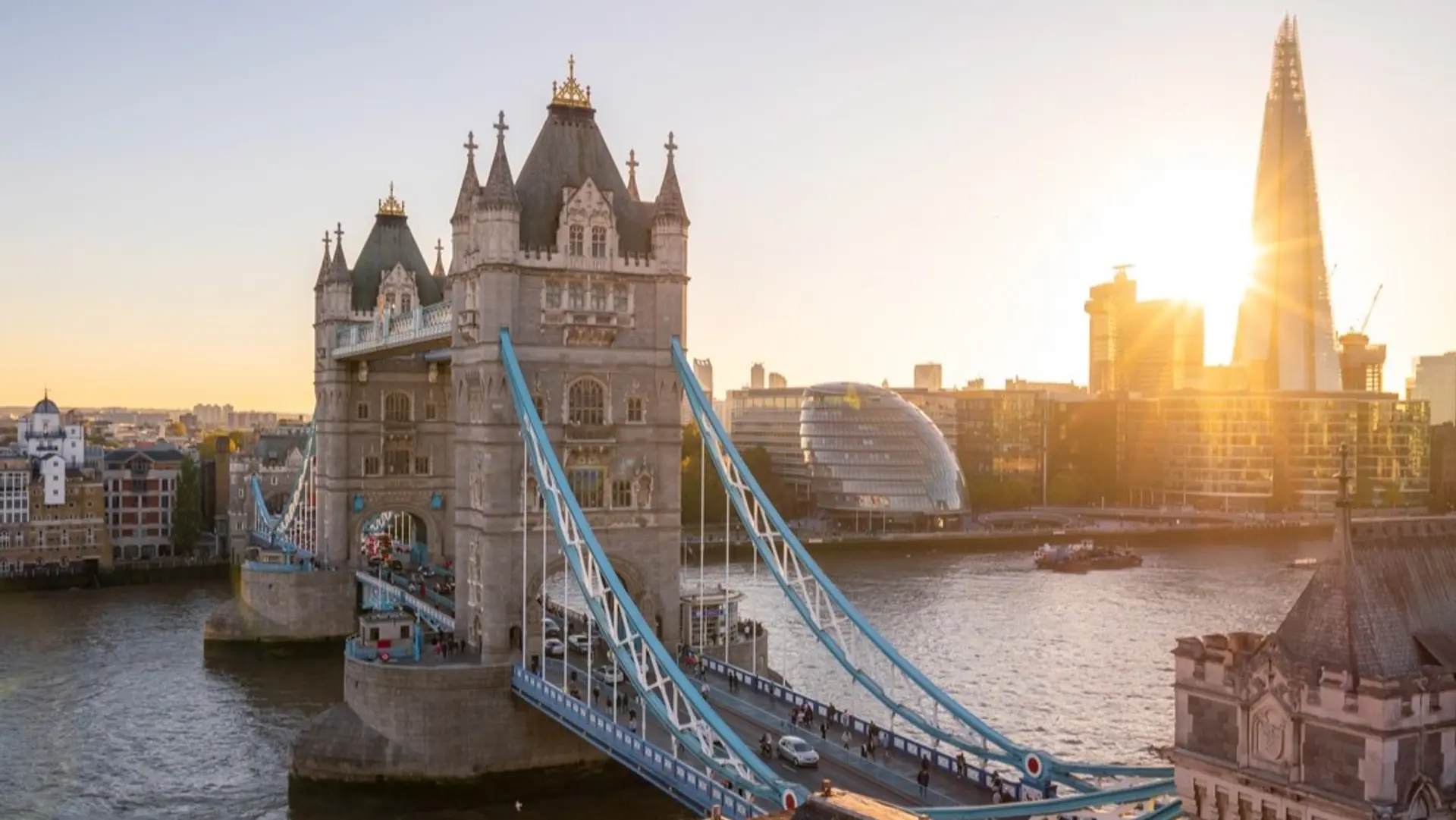 Hotel review Location' - The Athenaeum Hotel & Residences  - 2