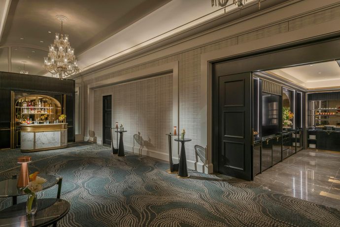 Verified hotel review - Four Seasons Hotel Singapore - 42