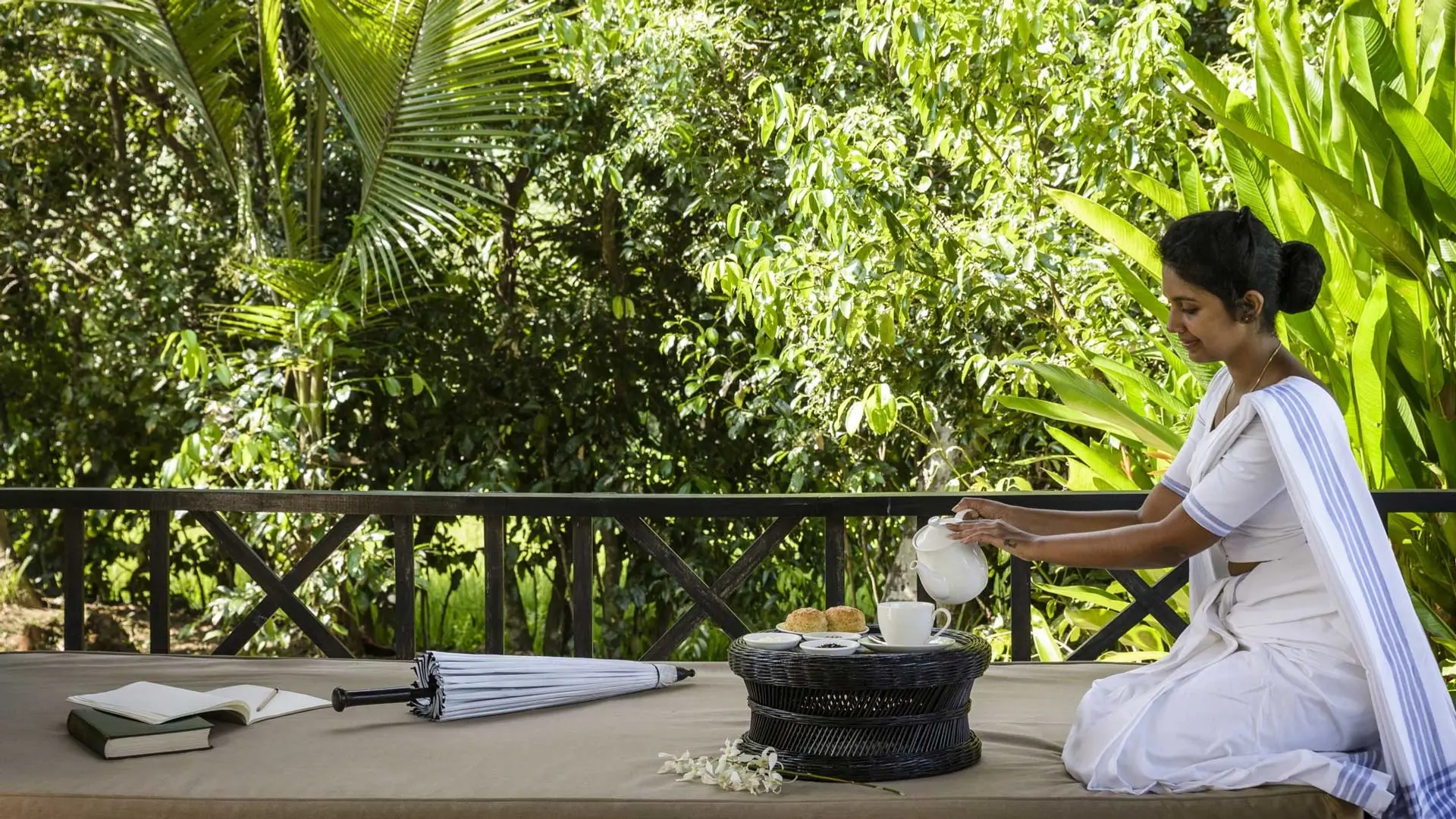 Hotel review Restaurants & Bars' - Amangalla - 2